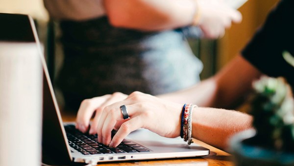 Kurs ”Goda vanor i Office 365” på distans genom  Folkuniversitet
